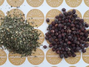 Crataegus Herb Dried, Fruits Hawthorn Leaves Herb Remedy Loose Leaf Tea, Herbal Tea Infusions, Homeopathy Remedy