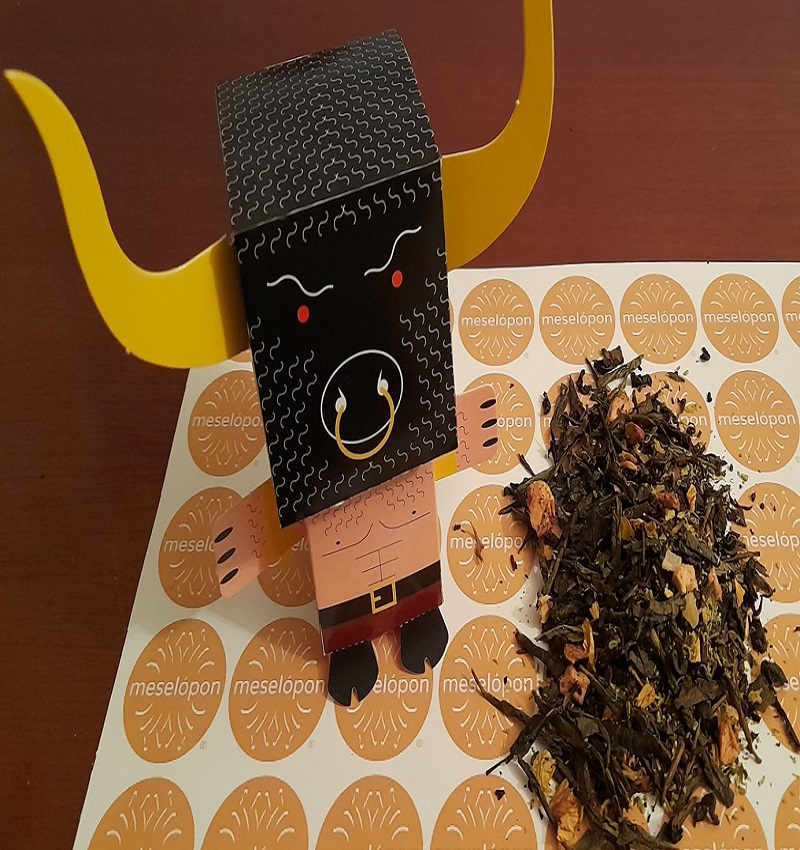 Minotaur Tea Blend Loose Leaf With Green Tea, Cinnamon, Pineapple, Sunflower & Coconut